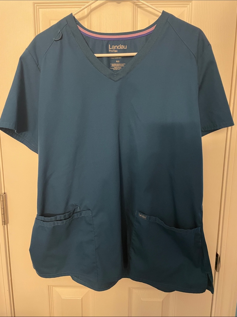 Landau Teal V-Neck Short Sleeve Scrub Top with Dual Pockets